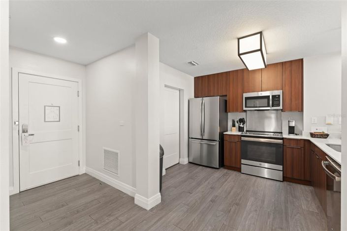 Image No.3-3 Bed Property for sale