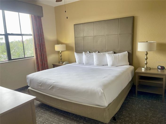 Image No.11-2 Bed Property for sale