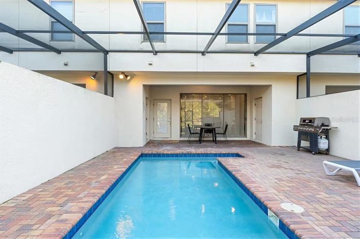 Image No.10-5 Bed Townhouse for sale