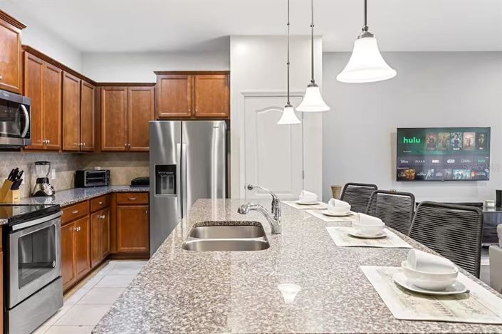 Image No.5-5 Bed Townhouse for sale