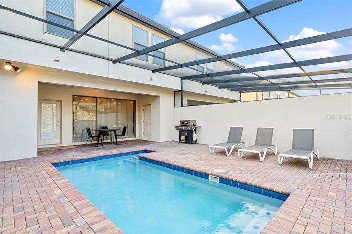 Image No.9-5 Bed Townhouse for sale