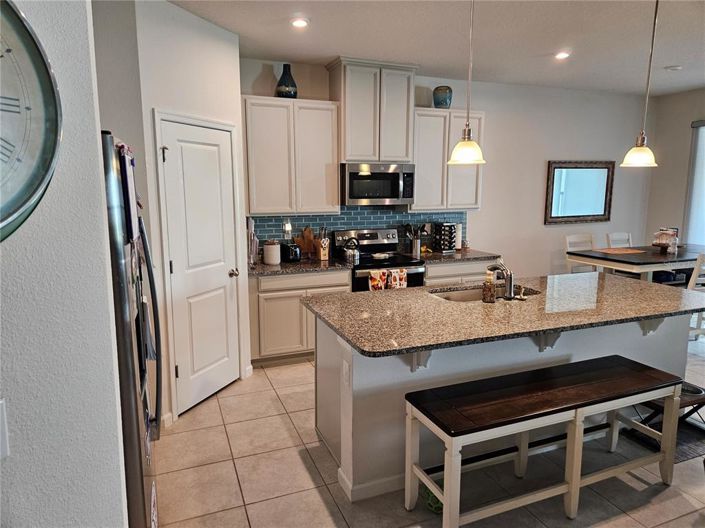 Image No.11-3 Bed Property for sale