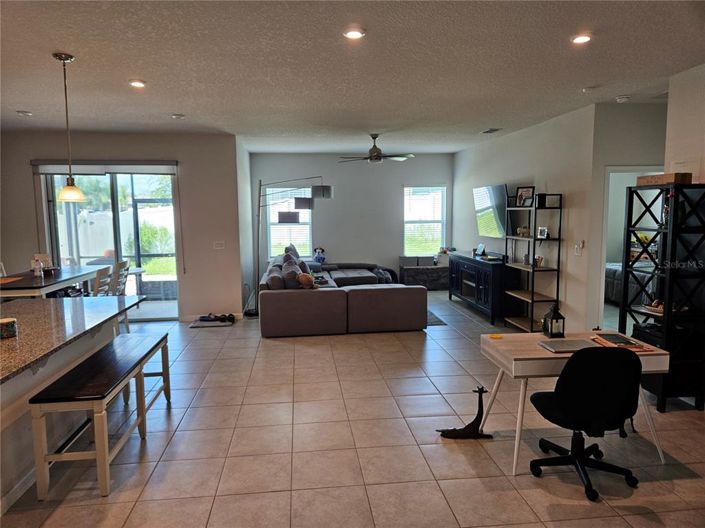 Image No.19-3 Bed Property for sale