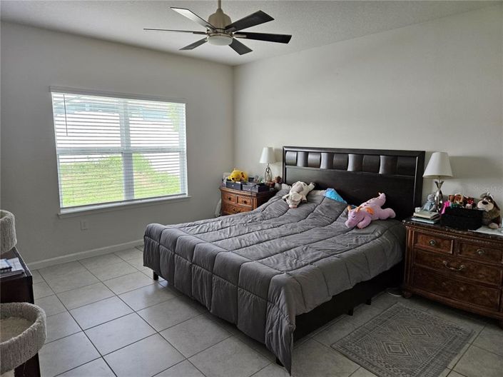 Image No.24-3 Bed Property for sale