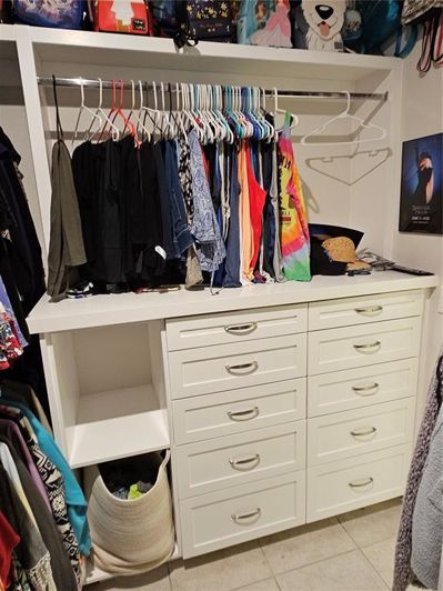 Image No.25-3 Bed Property for sale