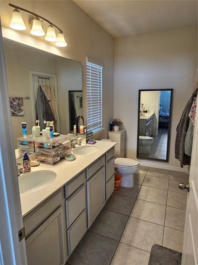 Image No.27-3 Bed Property for sale