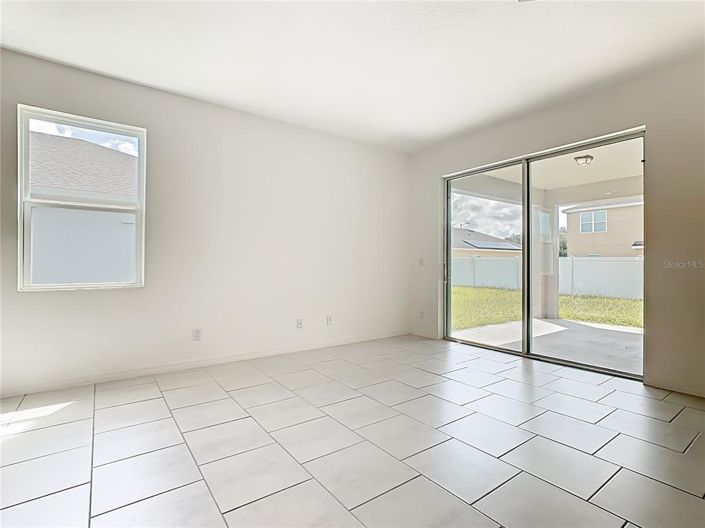 Image No.20-Propriété de 4 chambres à vendre à Davenport