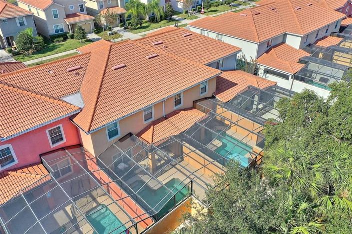 Image No.15-4 Bed Townhouse for sale