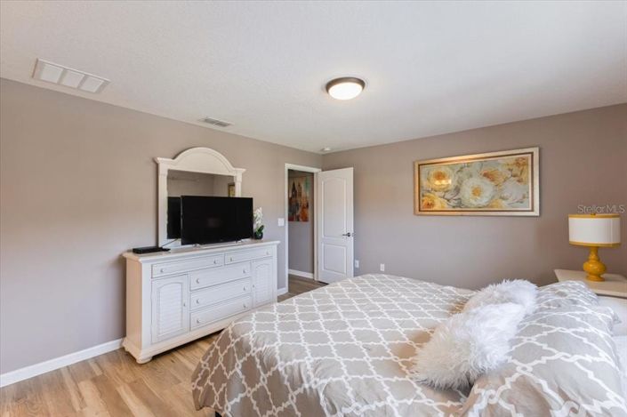 Image No.26-4 Bed Townhouse for sale