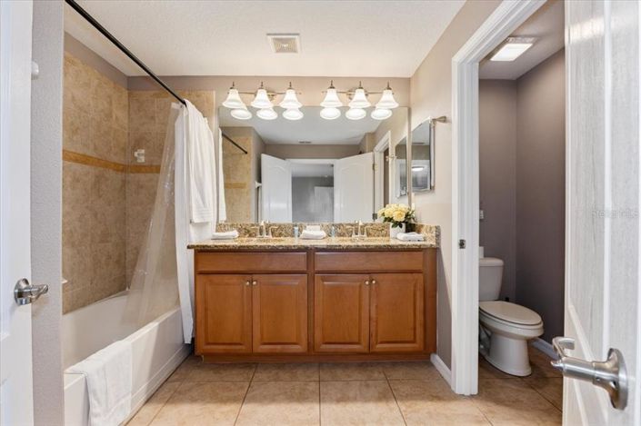 Image No.27-4 Bed Townhouse for sale