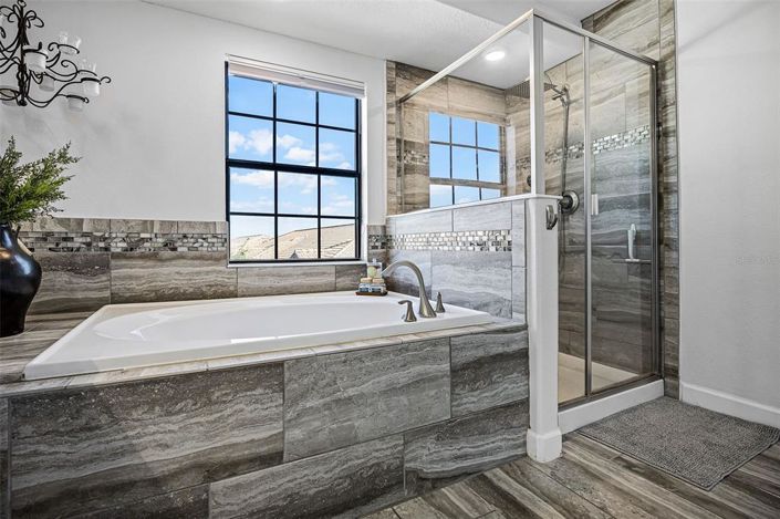 Image No.24-4 Bed Townhouse for sale