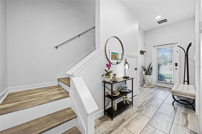 Image No.4-4 Bed Townhouse for sale