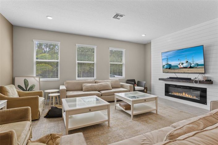 Image No.4-Propriété de 6 chambres à vendre à Kissimmee