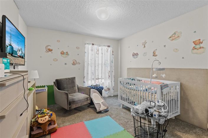 Image No.41-6 Bed Property for sale