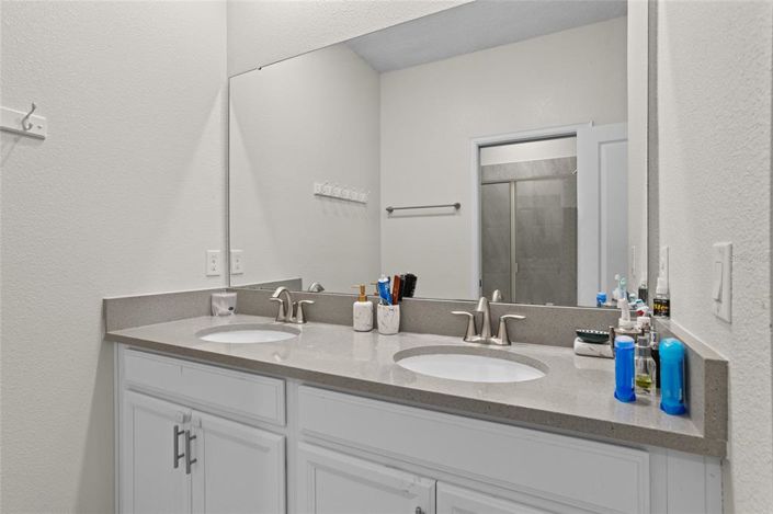 Image No.7-Propriété de 6 chambres à vendre à Kissimmee