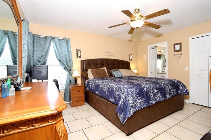 Image No.10-Propriété de 3 chambres à vendre à Clermont