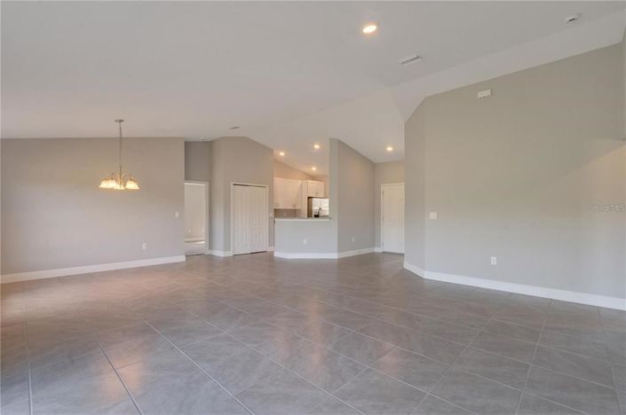 Image No.18-Propriété de 4 chambres à vendre à Kissimmee