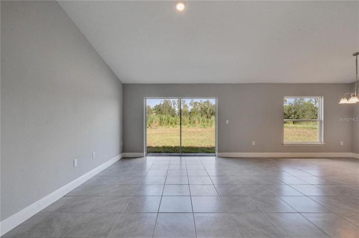 Image No.19-Propriété de 4 chambres à vendre à Kissimmee