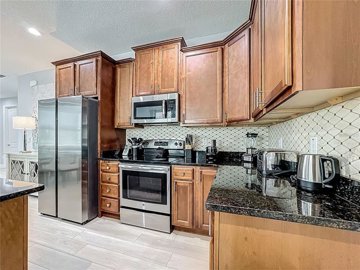 fa005713