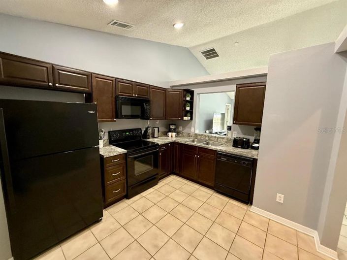 Image No.4-3 Bed Property for sale