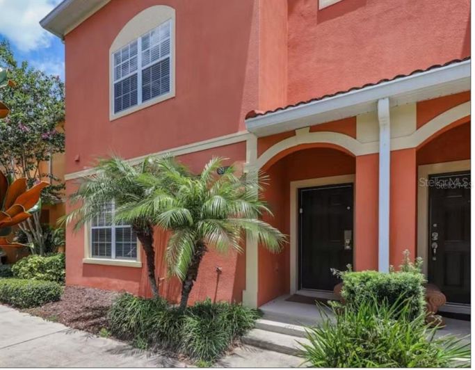 Image No.1-4 Bed Townhouse for sale