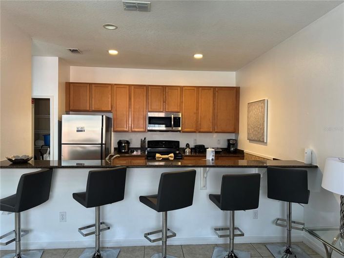 Image No.10-4 Bed Townhouse for sale