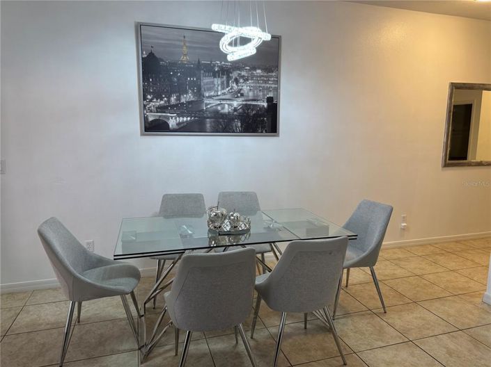 Image No.4-4 Bed Townhouse for sale