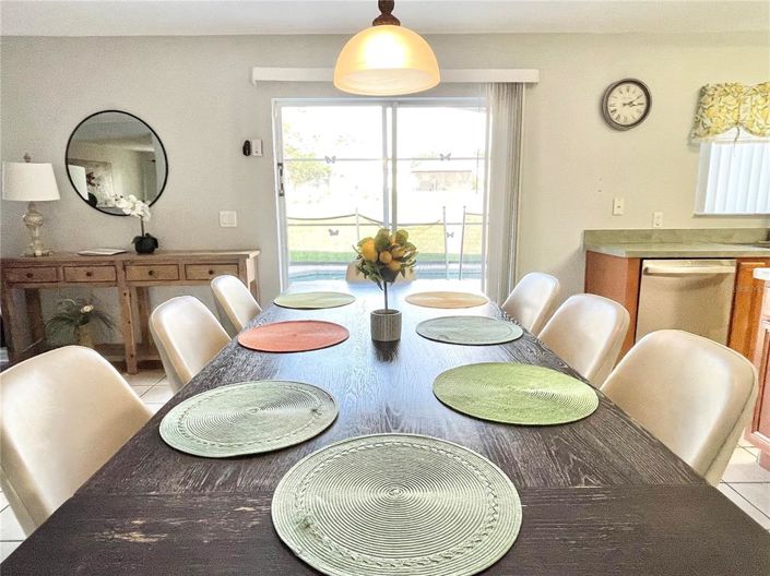 Image No.7-Propriété de 4 chambres à vendre à Davenport