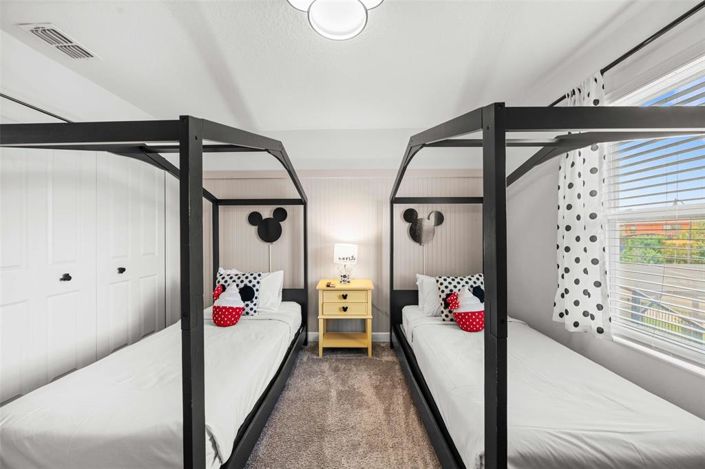 Image No.18-4 Bed Townhouse for sale