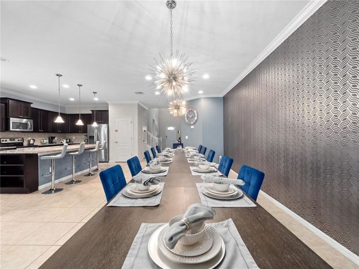 Image No.16-8 Bed Property for sale