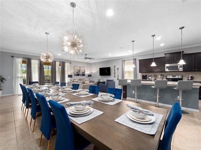 Image No.2-8 Bed Property for sale