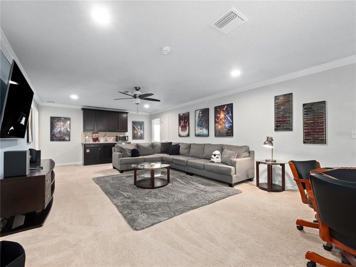 Image No.26-8 Bed Property for sale