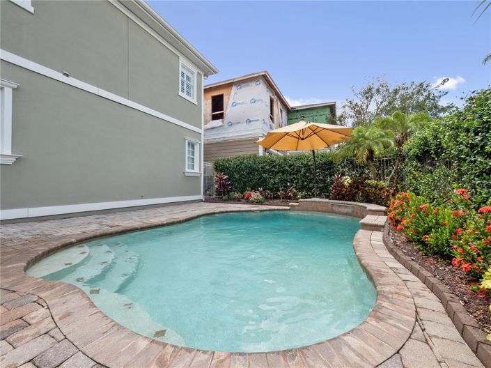 Image No.21-5 Bed Property for sale