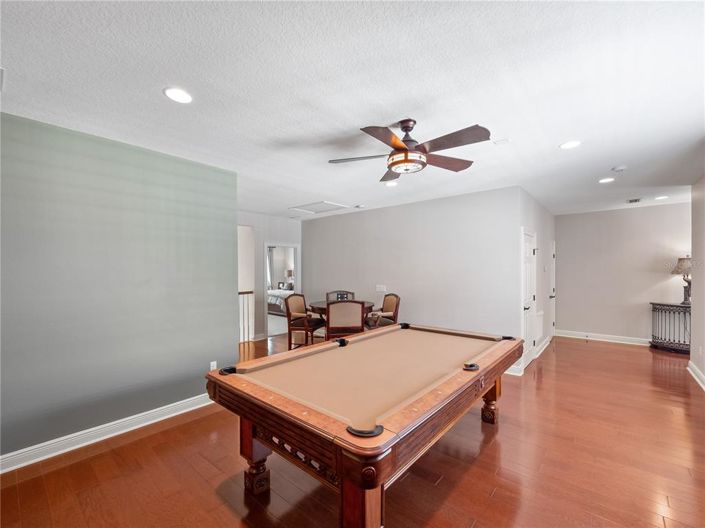 Image No.26-5 Bed Property for sale