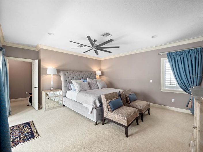 Image No.29-5 Bed Property for sale