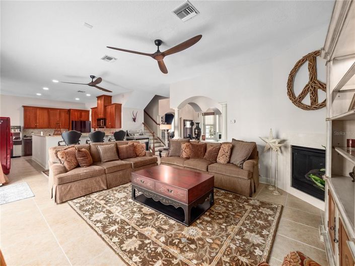 Image No.3-5 Bed Property for sale