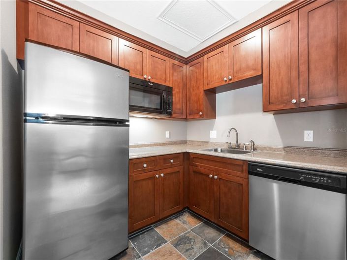 Image No.30-5 Bed Property for sale