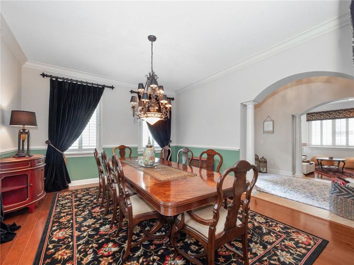 Image No.9-5 Bed Property for sale