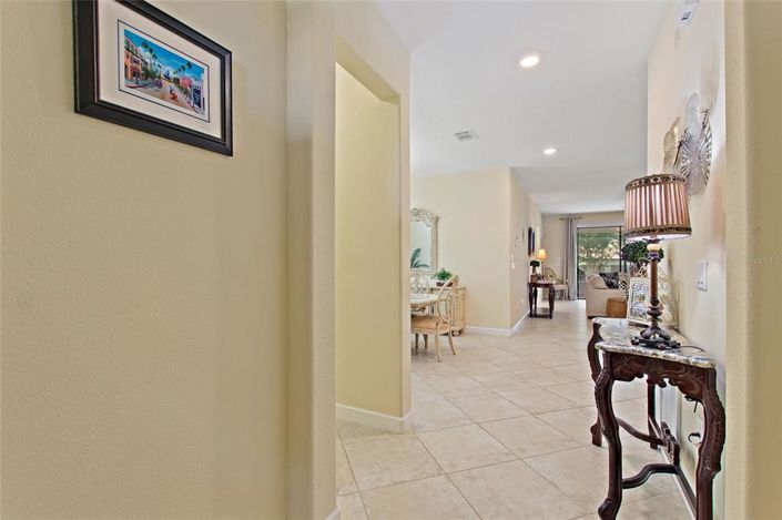 Image No.5-4 Bed Property for sale