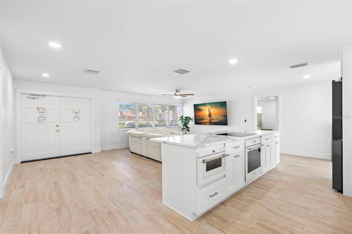 Image No.13-3 Bed Property for sale