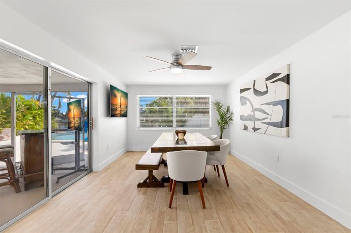 Image No.19-3 Bed Property for sale