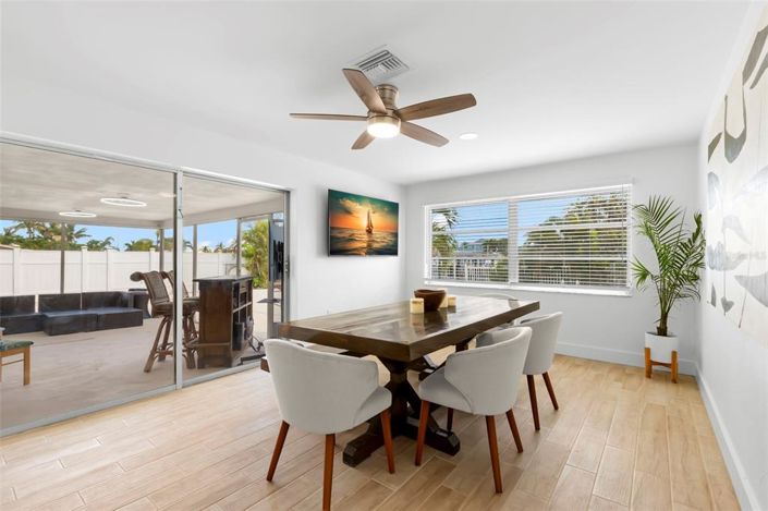 Image No.20-3 Bed Property for sale