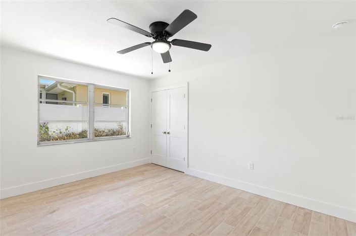 Image No.32-3 Bed Property for sale