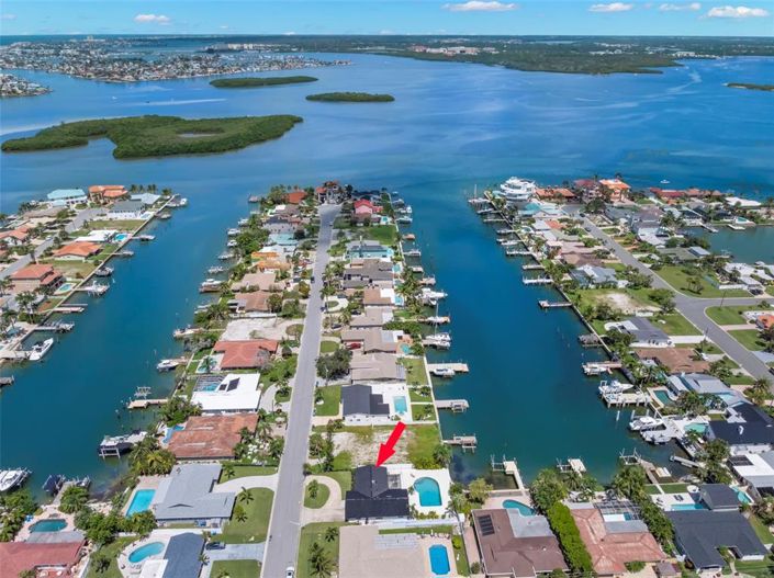 Image No.44-3 Bed Property for sale