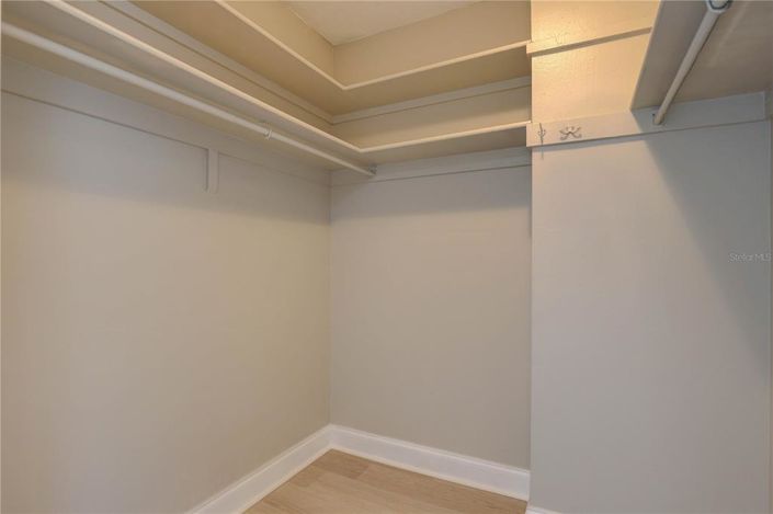 Image No.21-Propriété de 1 chambre à vendre à Floride