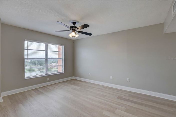 Image No.22-Propriété de 1 chambre à vendre à Floride