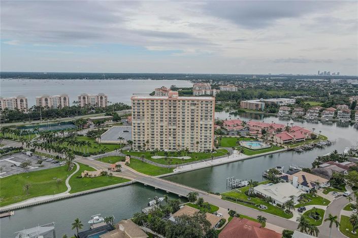 Image No.27-Propriété de 1 chambre à vendre à Floride
