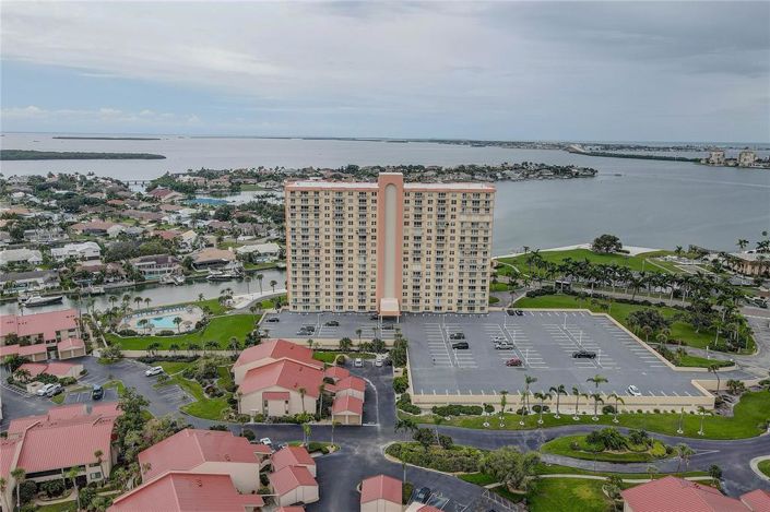 Image No.30-Propriété de 1 chambre à vendre à Floride