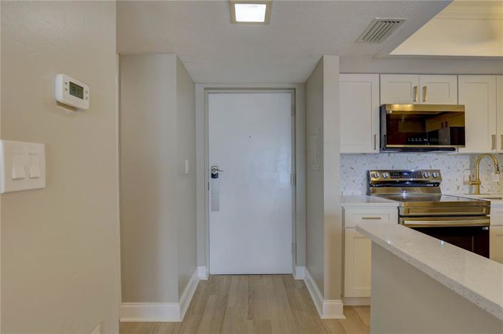 Image No.8-Propriété de 1 chambre à vendre à Floride