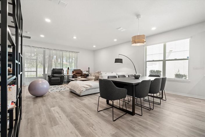 Image No.11-4 Bed Property for sale